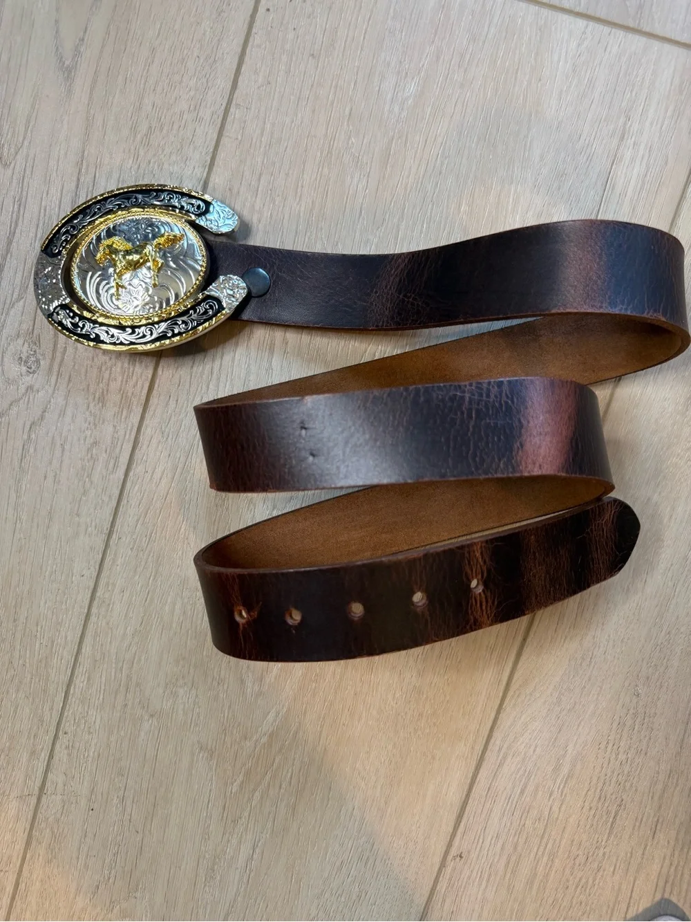 Vintage Men’s Cowboy Western Brown Leather Belt Gold & Silver Horse Buckle Sz 44